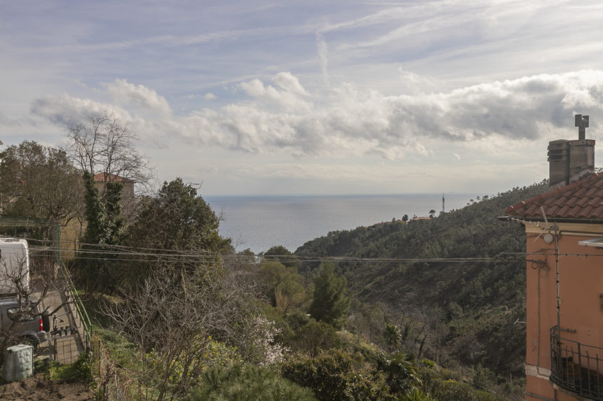 Appartamento su due piani a Cogoleto - Vista dal terrazzo