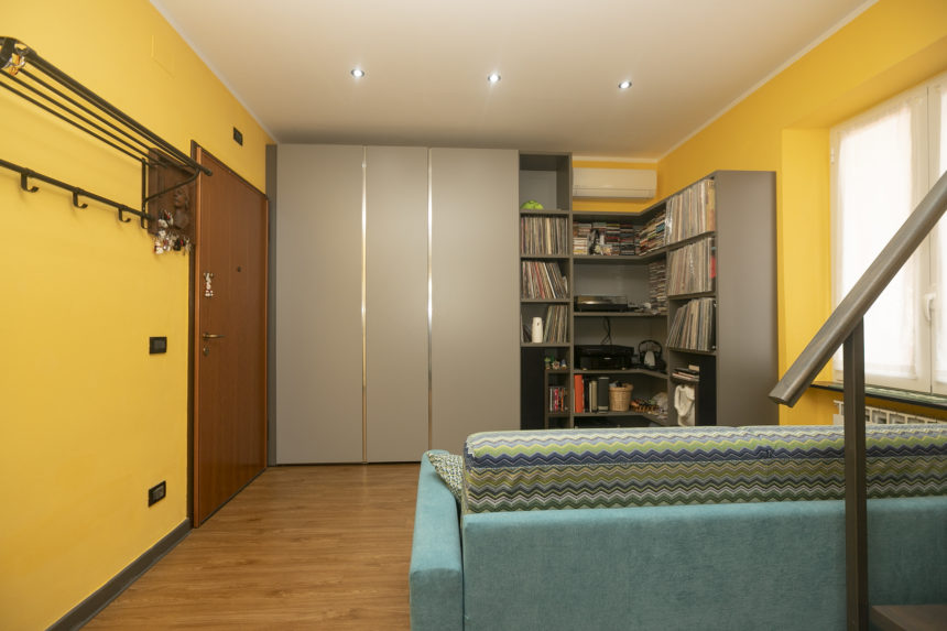 Appartamento su due piani a Cogoleto - Lo split in zona giorno